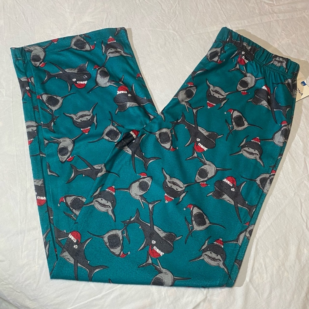 NWT- Arizona Jean Co, Santa Shark PJ Bottoms, Kids XL (18/20), Teal